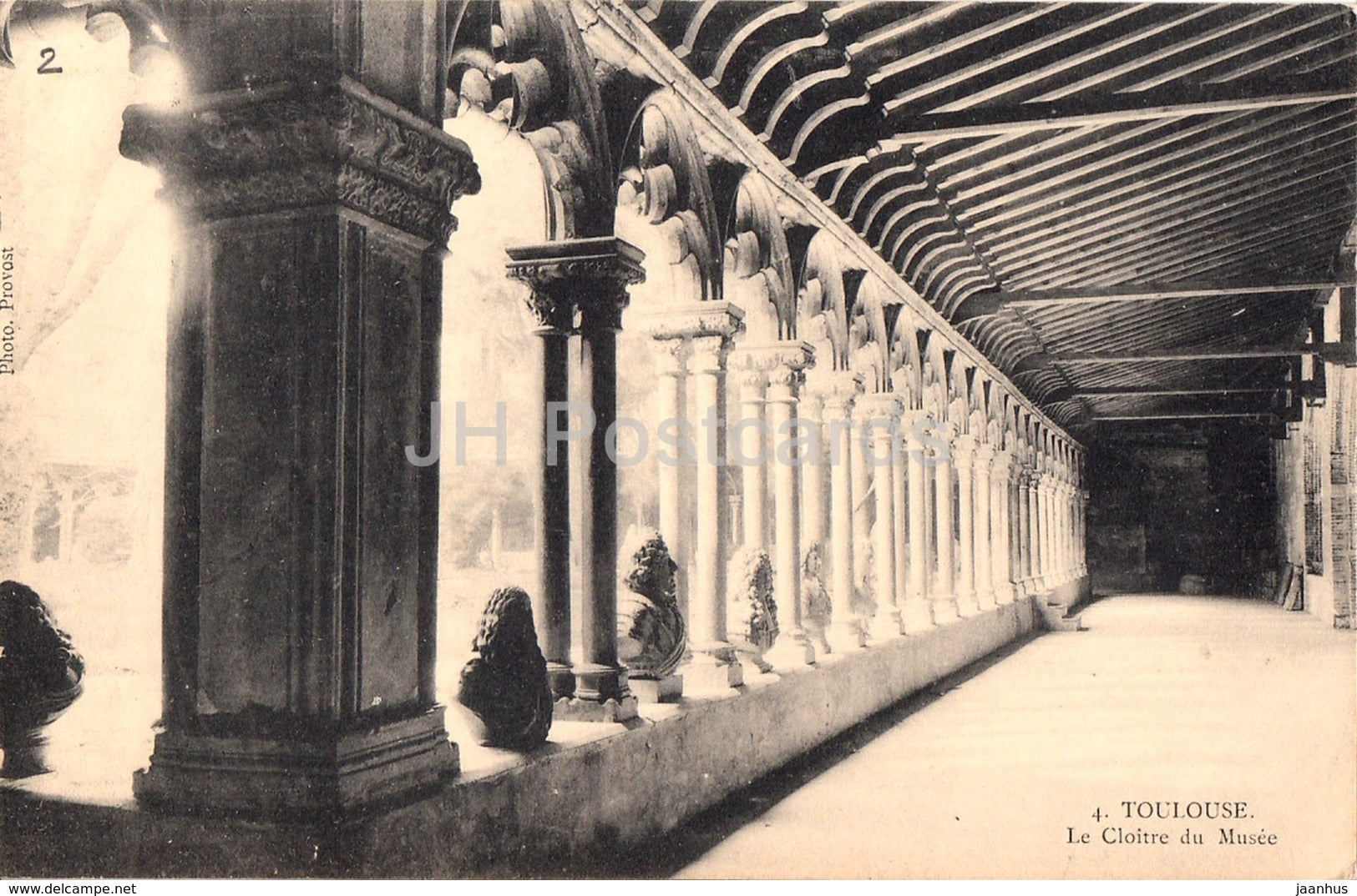 Toulouse - Le Cloitre du Musee - 4 - old postcard - France - unused - JH Postcards