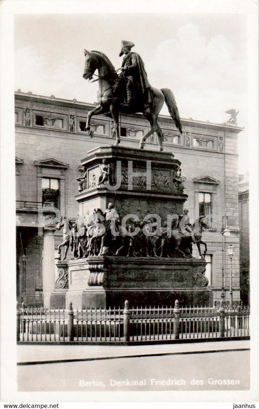 Berlin - Denkmal Friedrich des Grossen - horse - monument - old postcard - 1942 - Germany - used - JH Postcards