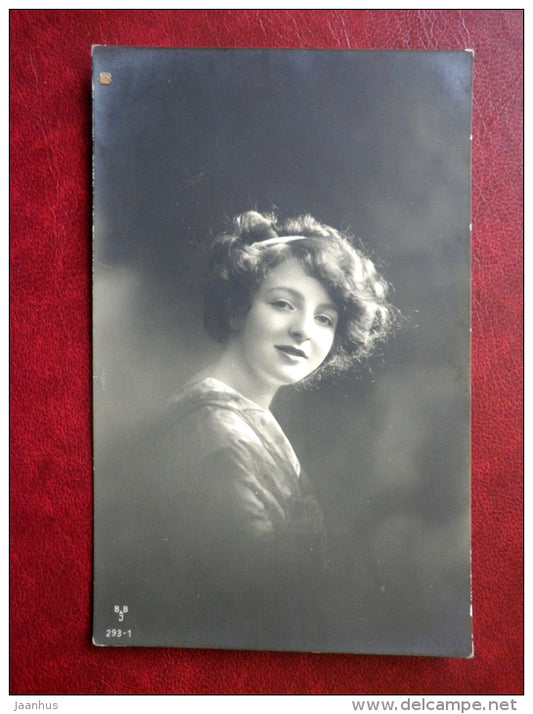 Lady - BBJ 293-1 - circulated in Tsarist Russia 1914 , Rappel , Estonia - used - JH Postcards