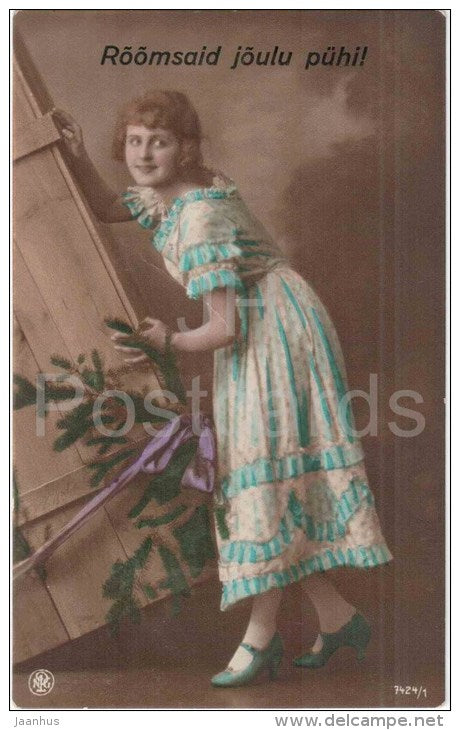 christmas greeting card - woman - NPG 7424/1 - circulated in Estonia 1933 - JH Postcards
