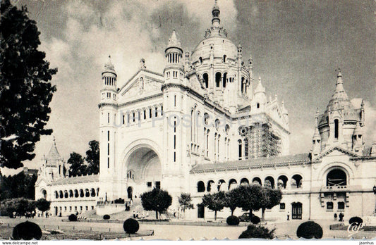 Lisieux - Vue vers la Basilique - cathedral - 743 - 1961 - France - used - JH Postcards