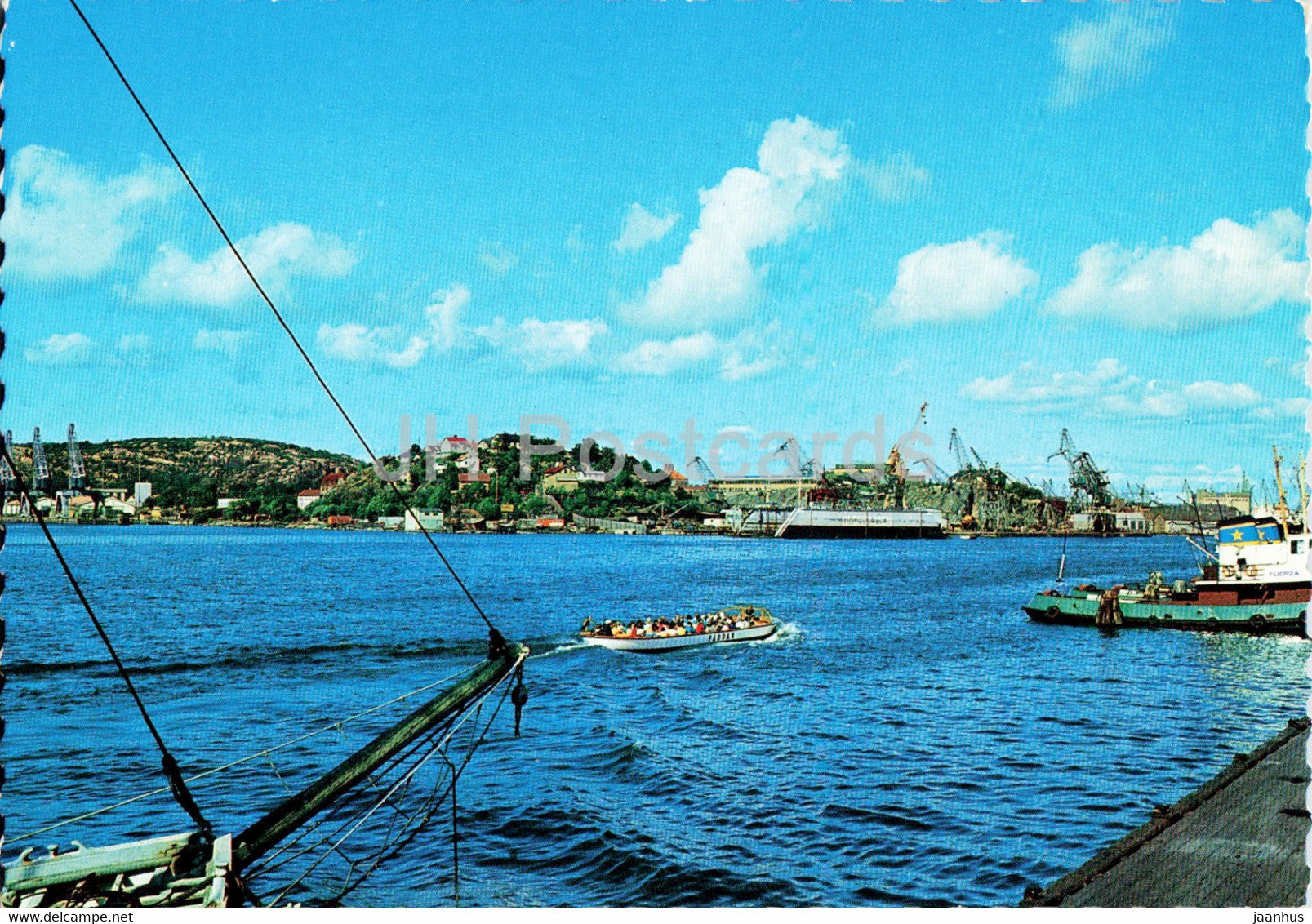 Goteborg - Hamnen - boat - ship - port - Sweden - unused - JH Postcards