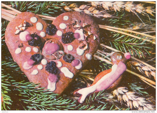 New Year Greeting card - 1 - gingerbread - 1977 - Estonia USSR - used - JH Postcards