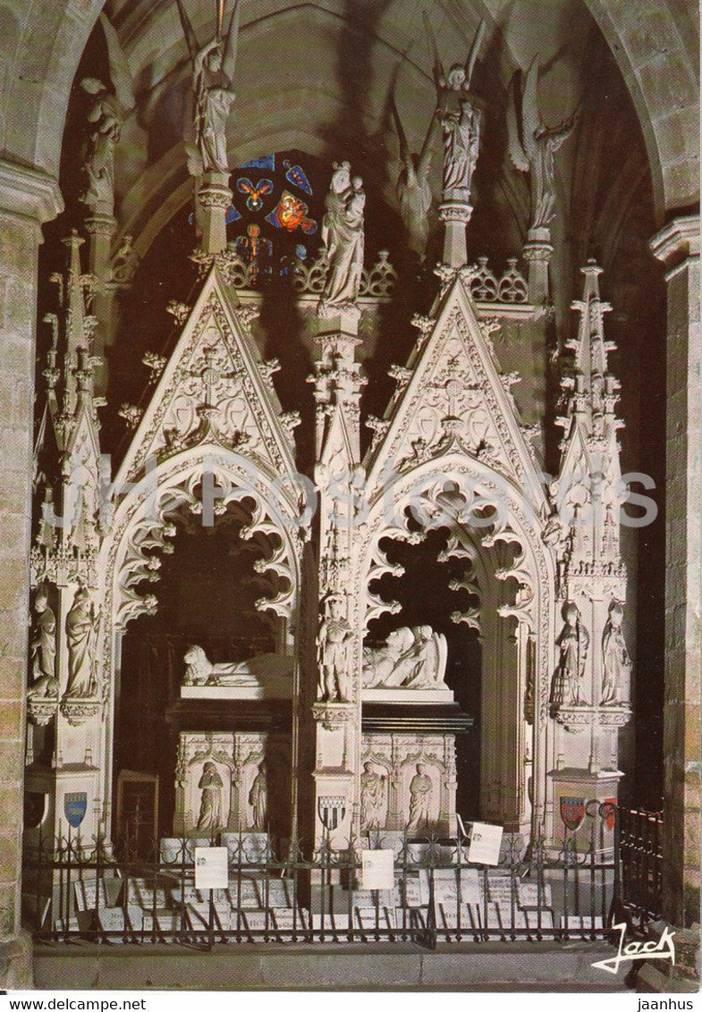 Treguier - Cenotaphe de Saint Yves - 22220 - France - unused - JH Postcards