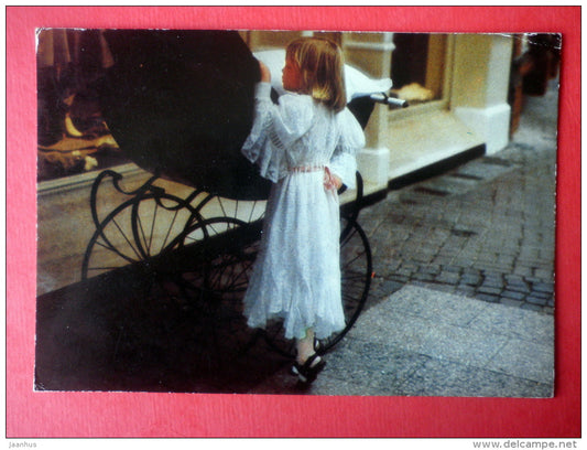 bassinet - girl - EUROPA CEPT - Finland - sent from Finland Turku to Estonia USSR 1984 - JH Postcards