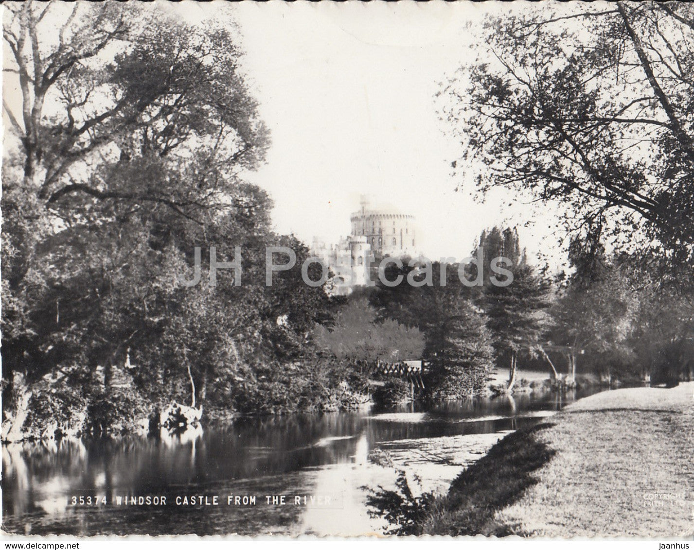 Windsor Castle from the River - 35374 - old postcard - 1953 - England - United Kingdom - used - JH Postcards