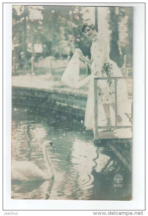 Lady - swan - NOYER 5140 - old postcard - circulated in Estonia 1928 Tallinn - used - JH Postcards