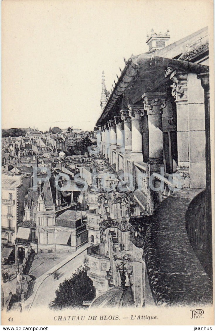 Chateau de Blois - L'Attique - castle - 44 - old postcard - France - unused - JH Postcards
