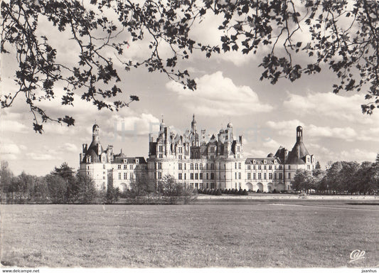 Chambord - Le Chateau - castle - 1960s - France - used - JH Postcards