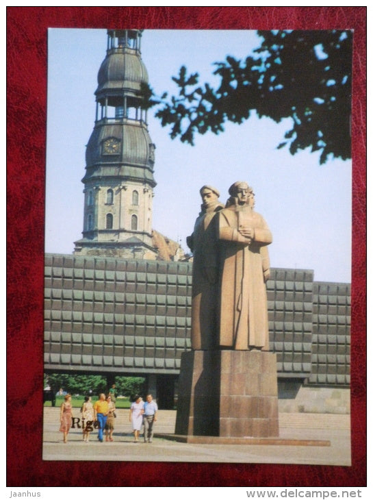 The monument and Memorial Museum to Latvian Red Riflemen - Riga - 1982 - Latvia USSR - unused - JH Postcards