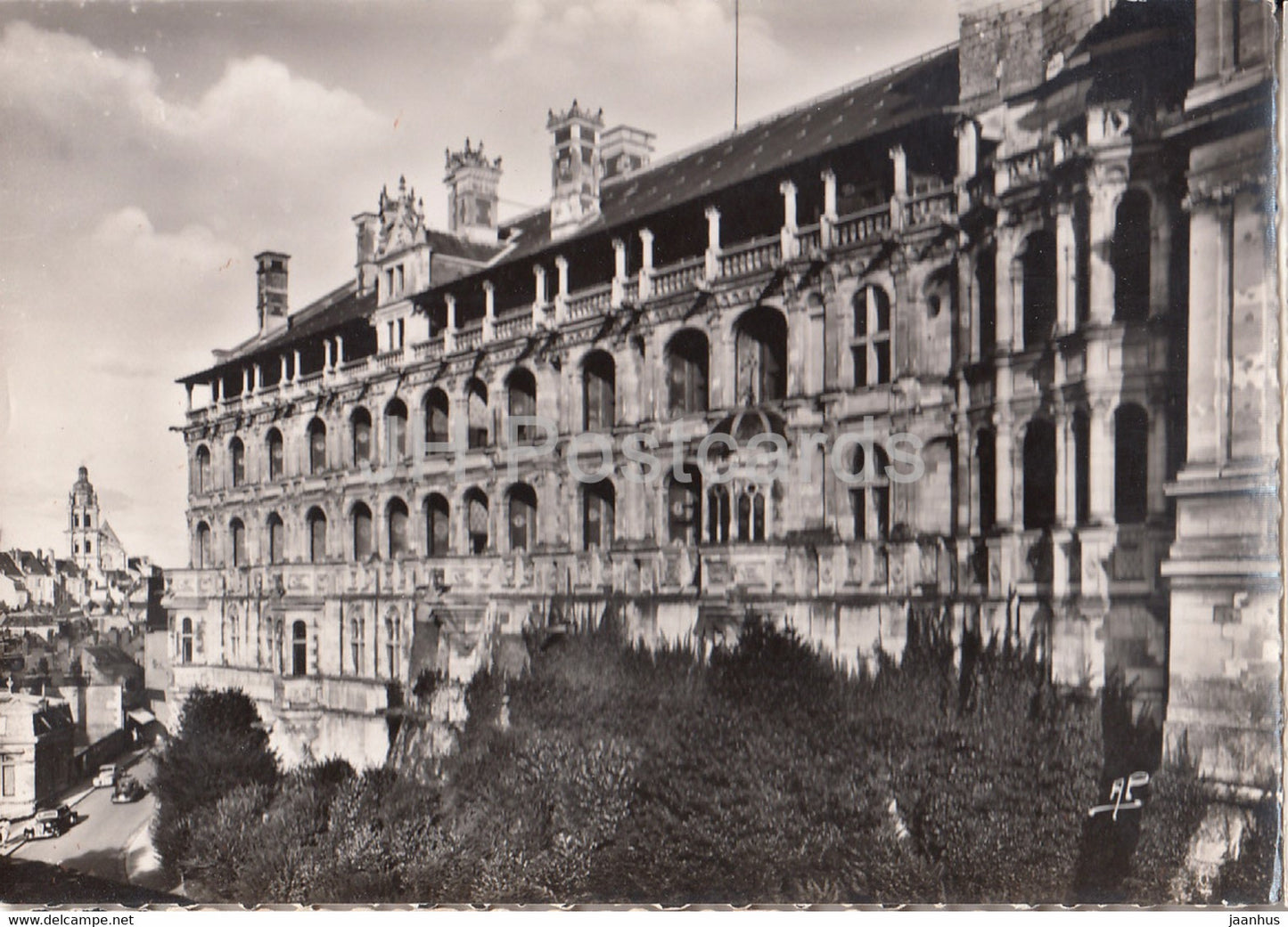 Blois - Le Chateau - Aile Francois I - The Palace - Wing of Francois I - castle - France - unused - JH Postcards