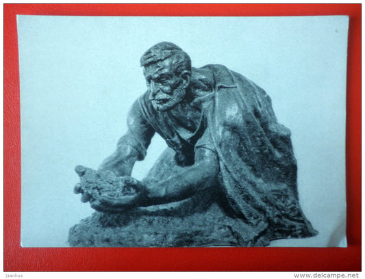 sculpture by G. Badalyan . Newfound - old man - armenian art - unused - JH Postcards