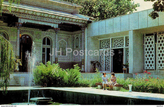 Tashkent - Inner Yard of the Applied Arts Museum - 1980 - Uzbekistan USSR - unused - JH Postcards