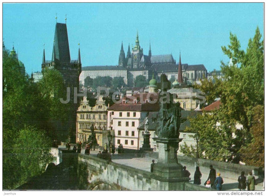Charles Bridge and the larger Little Town Bridge Tower - Praha - Prague - Czechoslovakia - Czech - used 1983 - JH Postcards