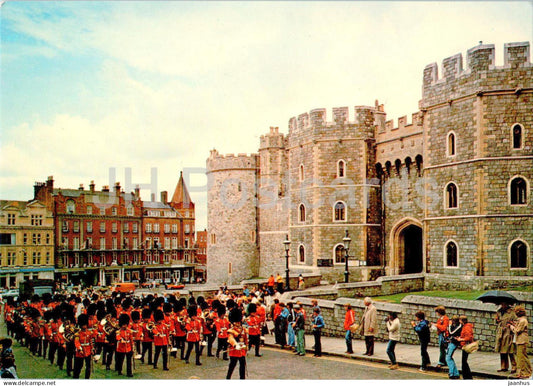 Berkshire - Windsor Castle - The Band of Irish Guards - 23560 - England - United Kingdom - unused - JH Postcards