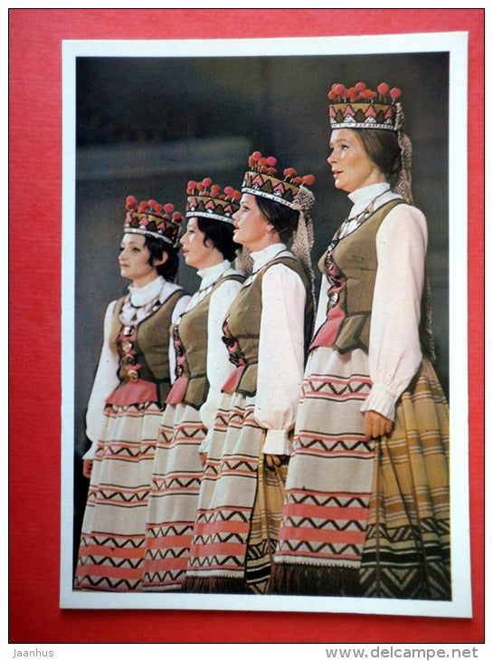 Lietuva Vocal Group - singing - Lithuanian Folk Song - folk costumes - 1979 - USSR Lithuania - unused - JH Postcards