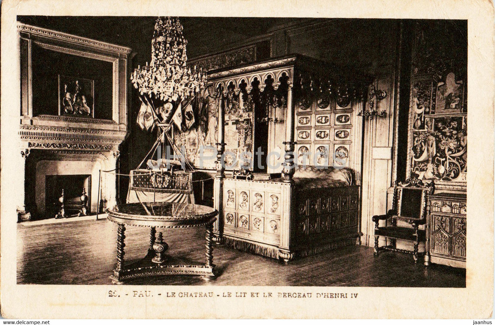 Pau - Le Chateau - Le Lit et le Berceau d'Henri IV - 20 - castle - old postcard - France - unused - JH Postcards
