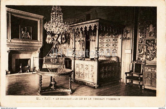 Pau - Le Chateau - Le Lit et le Berceau d'Henri IV - 20 - castle - old postcard - France - unused - JH Postcards