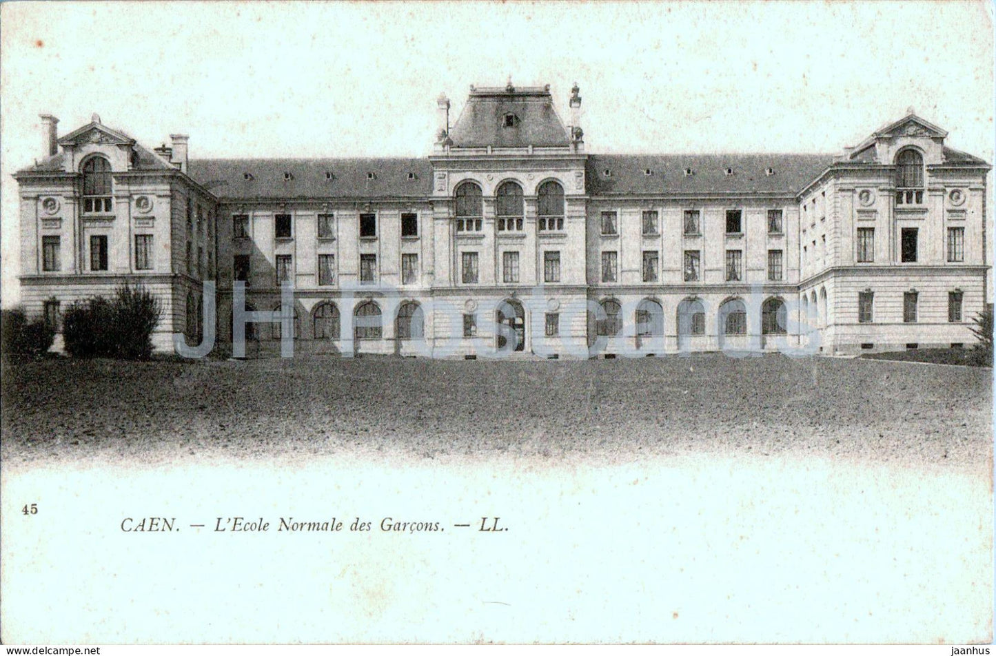 Caen - L'Ecole Normale des Garcons - school - 45 - old postcard - France - unused - JH Postcards