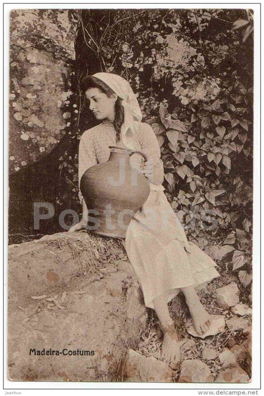 Madeira costums - young woman in folk costumes - Portugal - sent from Portugal Lisboa to Estonia Tallinn 1928 - JH Postcards
