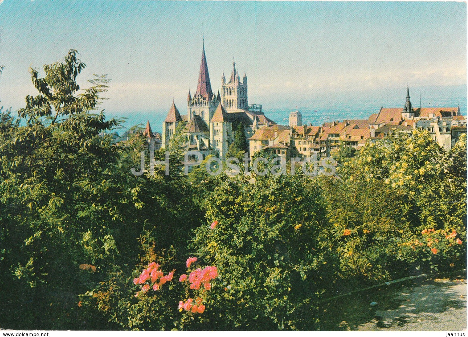 Lausanne - La Cathedrale  et la Cite - 1964 - Switzerland - used - JH Postcards