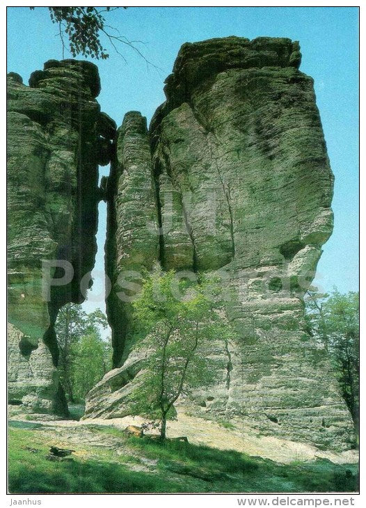 Tiske Steny - Rock formations Hercules´s Columns andthe Squeezed Tailor - Czechoslovakia - Czech - used - JH Postcards