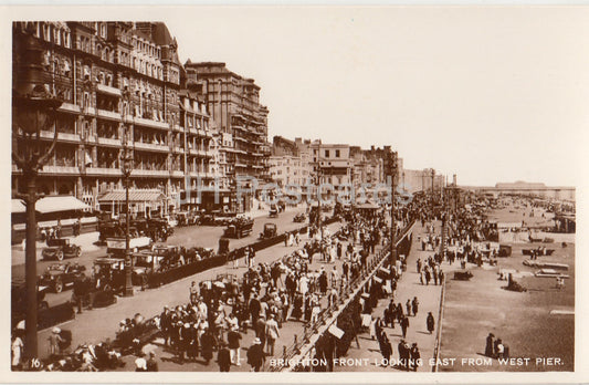 Brighton Front Looking East from West Pier - 16 - old postcard - England - United Kingdom - unused