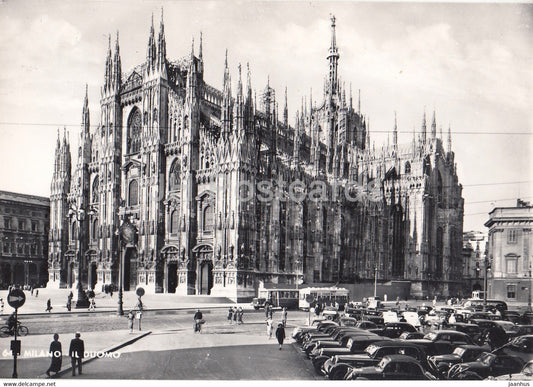 Milano - Milan - Il Duomo - cathedral - car - 64 - Italy - unused - JH Postcards