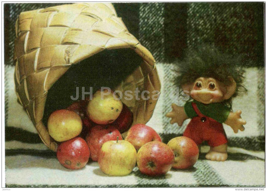 New Year greeting Card - basket with apples - gnome - dwarf - 1971 - Estonia USSR - unused - JH Postcards