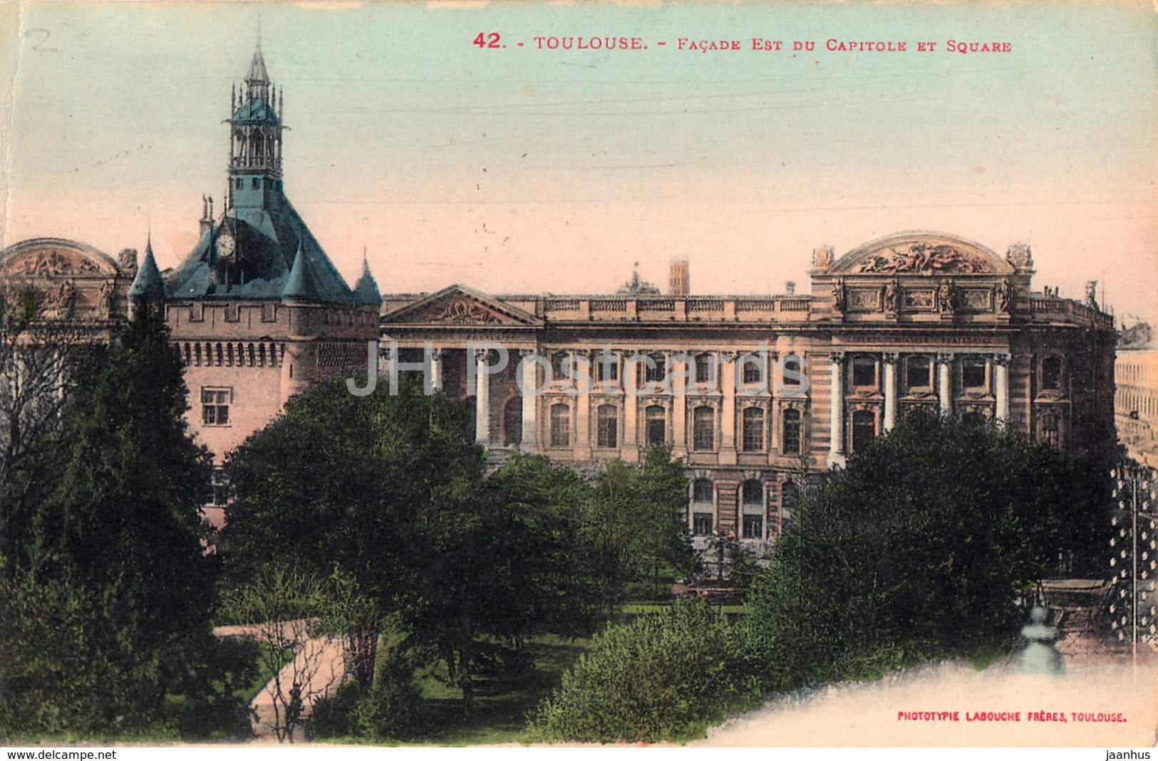 Toulouse - Facade est du Capitole et Square - 42 - old postcard - France - used - JH Postcards
