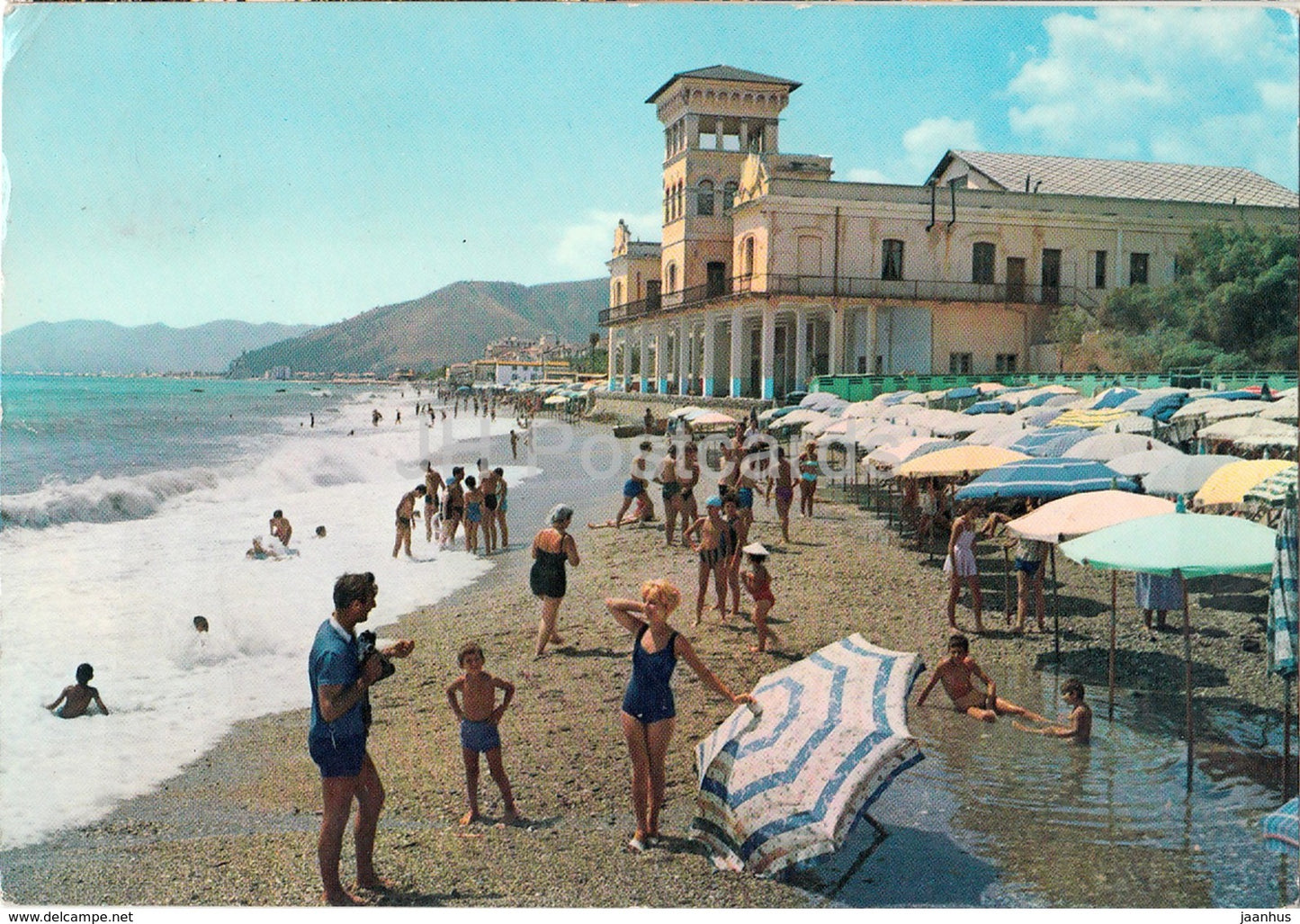 Loano - Riviera delle Palme - Spiaggia Miramare e Kursaal - beach - Italy - 1960 - used - JH Postcards