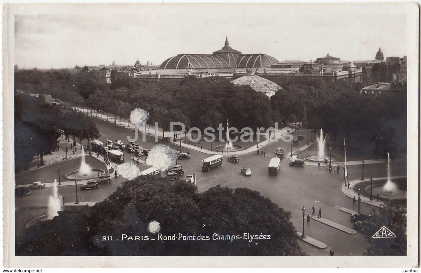 Paris - Rond Point des Champs Elysees - car - bus - 911 - old postcard - France - unused - JH Postcards
