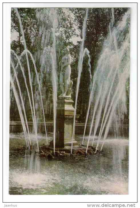 Eve fountain - Petrodvorets - 1977 - Russia USSR - unused - JH Postcards
