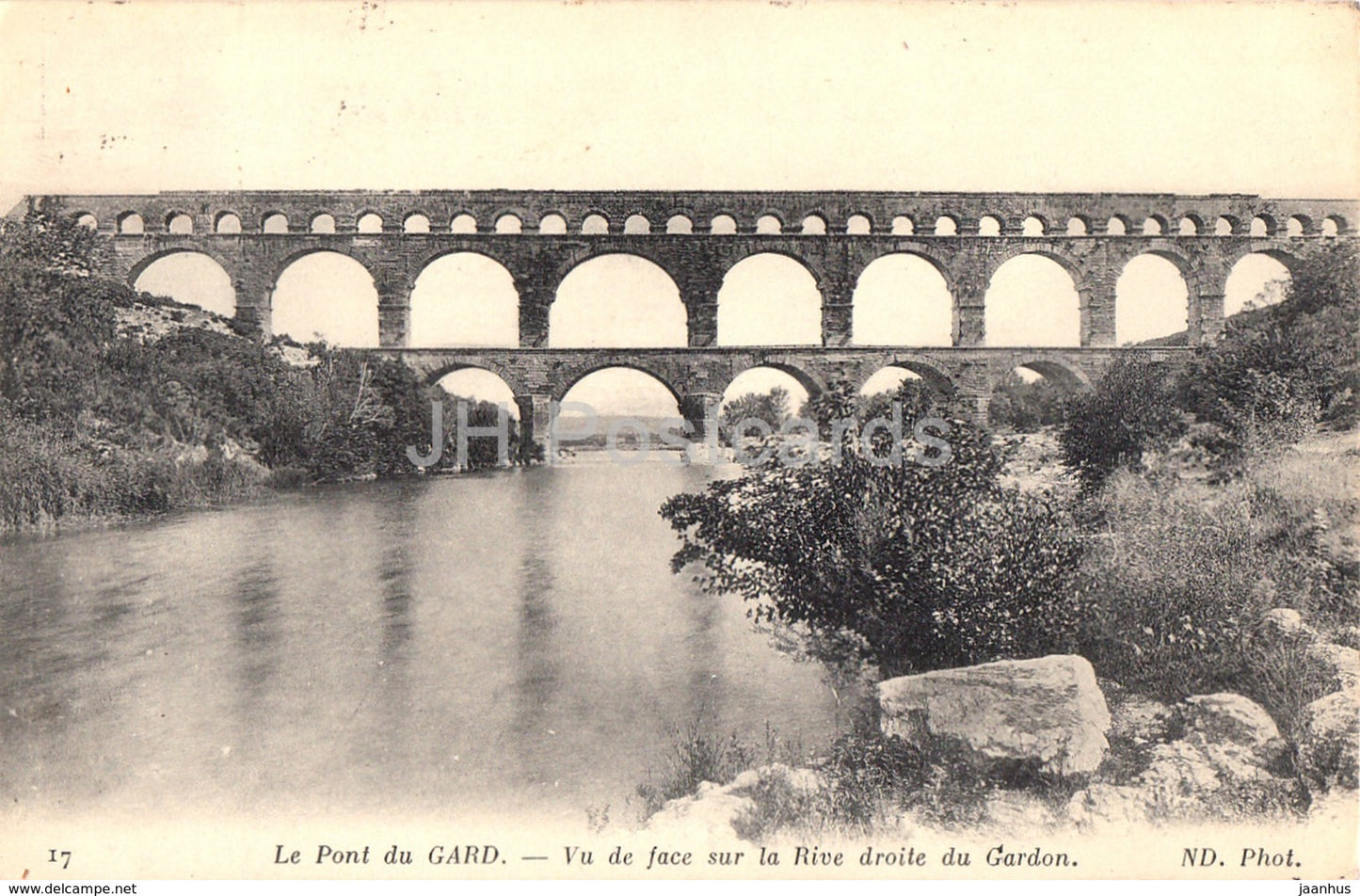 Le Pont du Gard - Vu de face sur la Rive droite du Gardon - bridge - 17 - old postcard - 1920 - France - used - JH Postcards