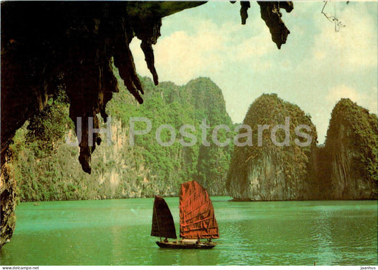 Ha Long - The Bo Nau Cave - boat - 2 - Vietnam - unused - JH Postcards