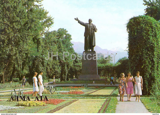 Almaty - Alma Ata - monument to Lenin - 1987 - Kazakhstan USSR - unused