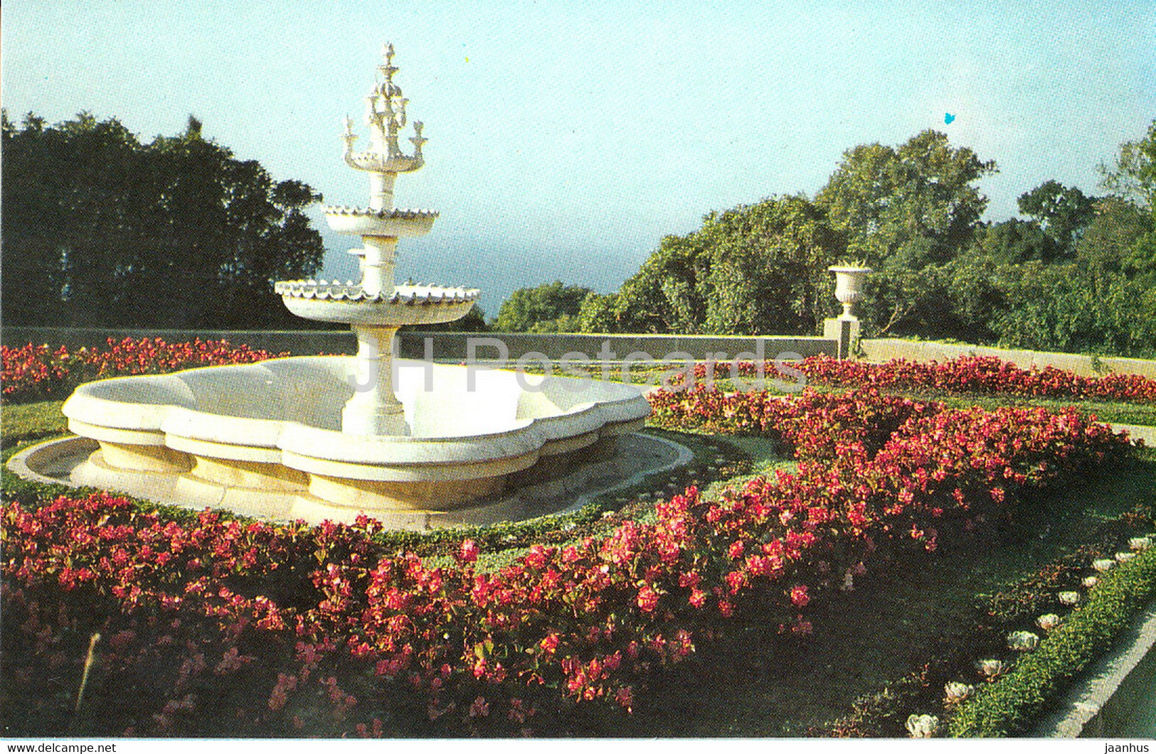 Fountain at the Terrace by the Southern Terrace of Palace - Alupka Palace Museum - Crimea - 1990 - Ukraine USSR - unused - JH Postcards