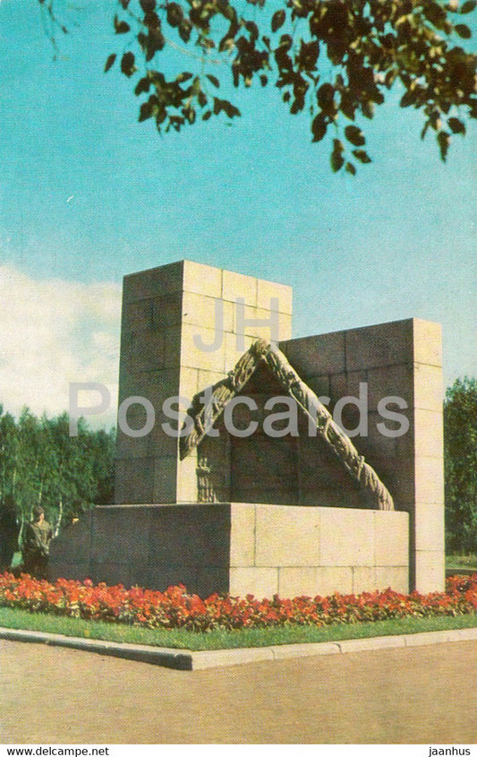 Lenin Memorial Places - Razliv - The Granite Hut erected to commemorate Lenin's Stay - 1971 - Russia USSR - unused - JH Postcards