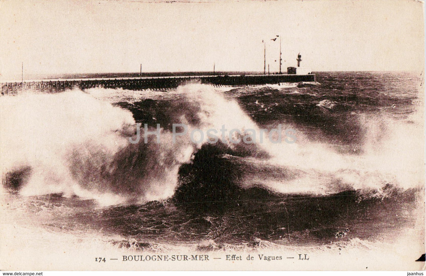 Boulogne sur Mer - Effet de Vagues - 174 - old postcard - France - unused - JH Postcards