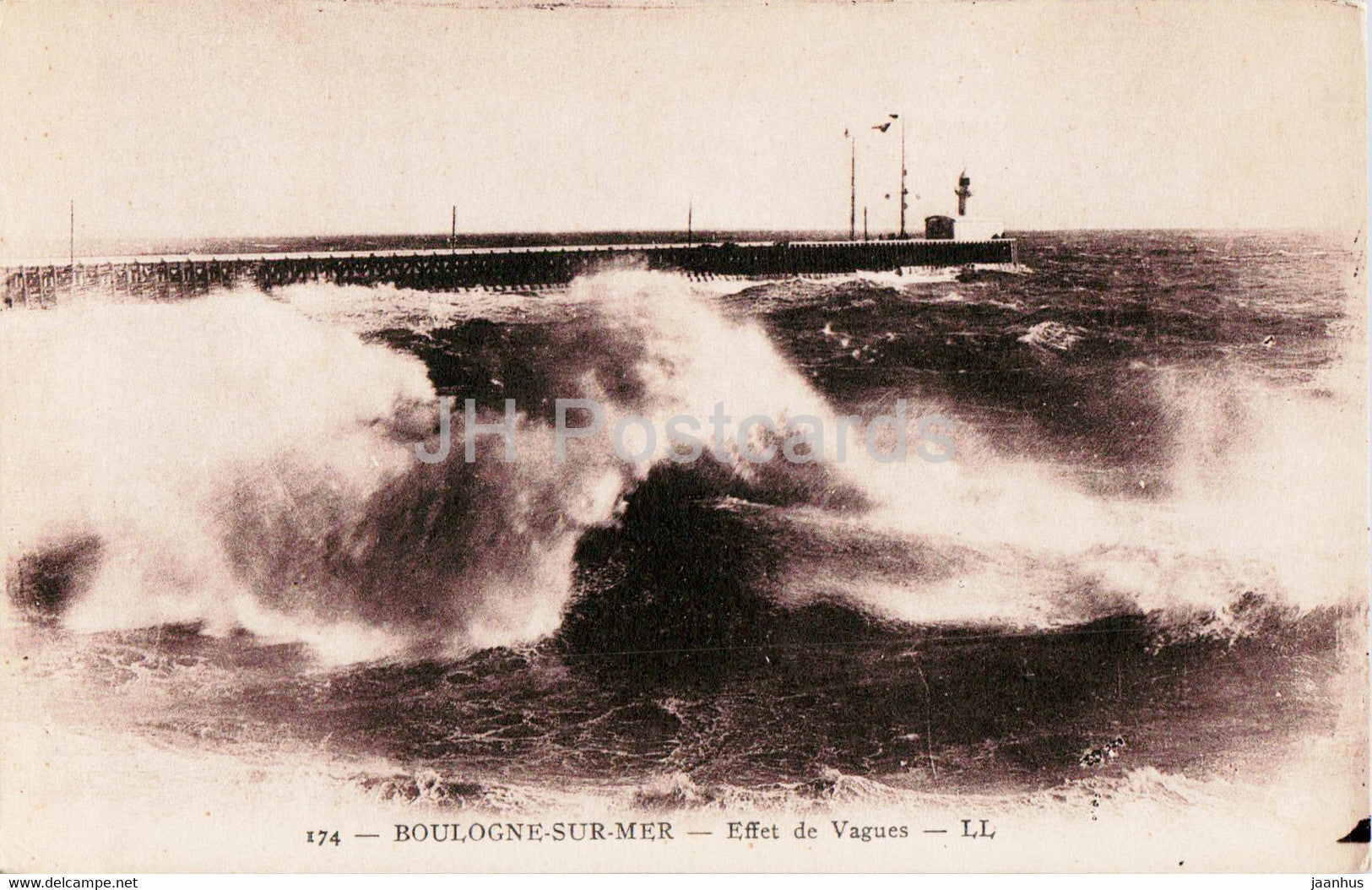 Boulogne sur Mer - Effet de Vagues - 174 - old postcard - France - unused - JH Postcards