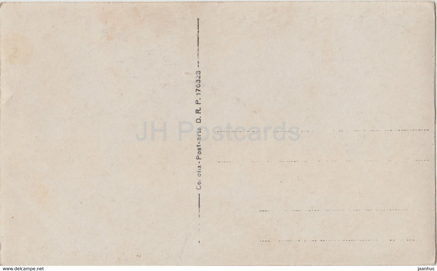 Group of People - Postkarte D R P - photo - old postcard - unused