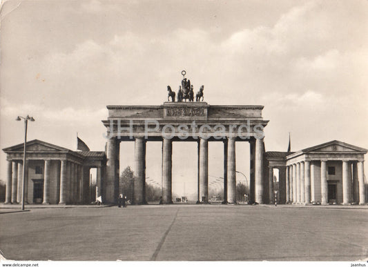 Berlin - Branderburger Tor - 1961 - Germany DDR - used - JH Postcards