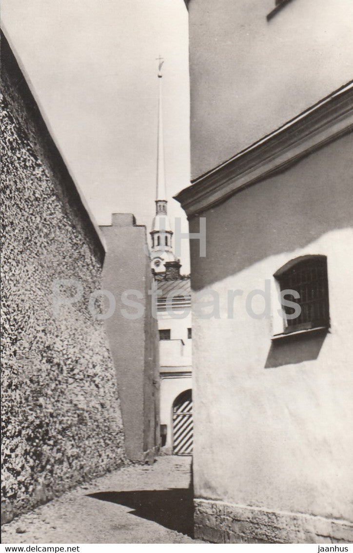Leningrad - St Petersburg - Peter and Paul Fortress - Trubetskoy Bastion Prison courtyard - 1985 - Russia USSR - unused - JH Postcards