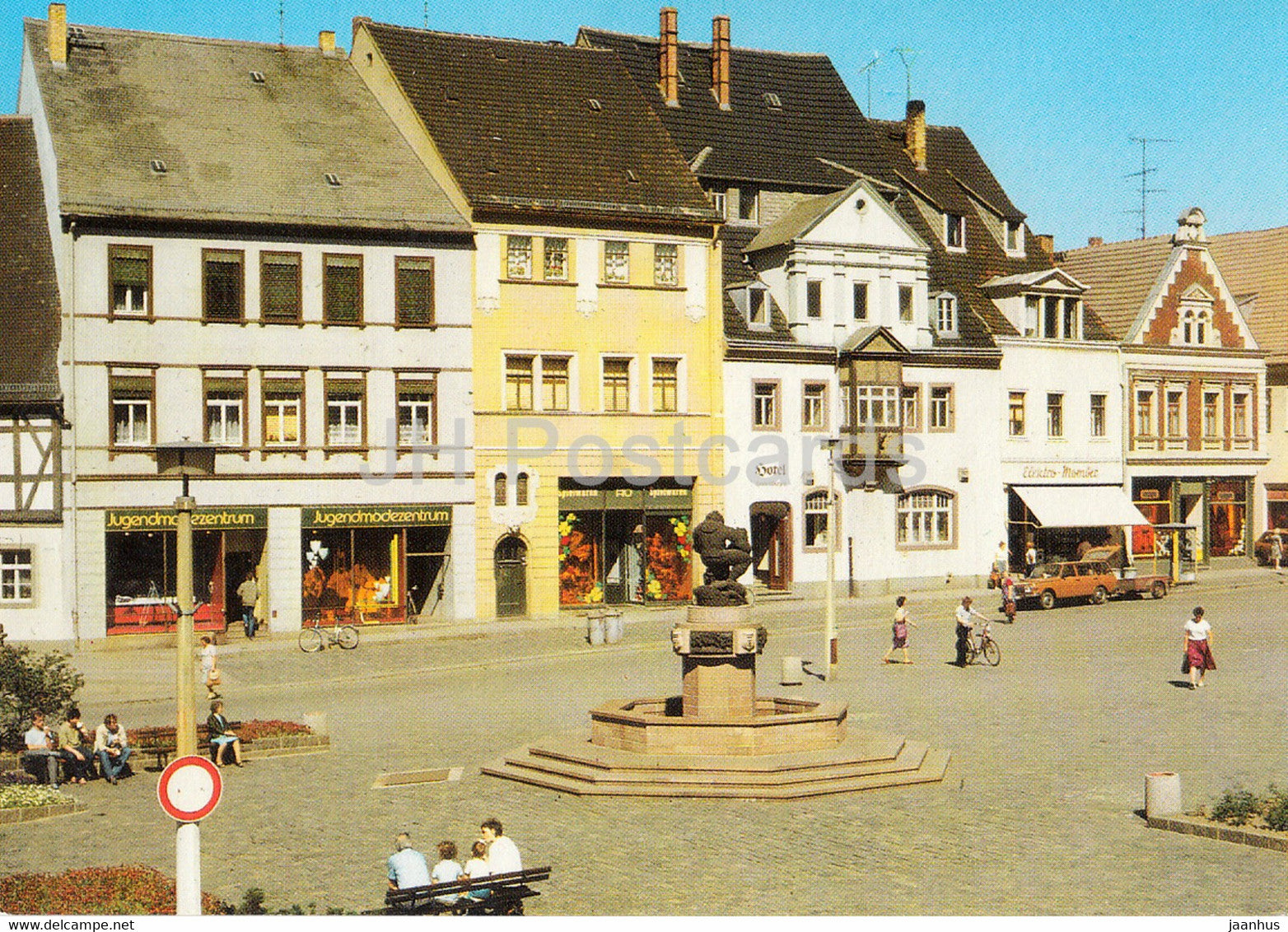 Wurzen - Platz der DSF - Germany DDR - used - JH Postcards