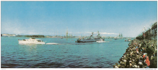 a festive occasion on the USSR Navy Day on the Neva - warship - Leningrad - St. Petersburg - 1967 - Russia USSR - unused - JH Postcards