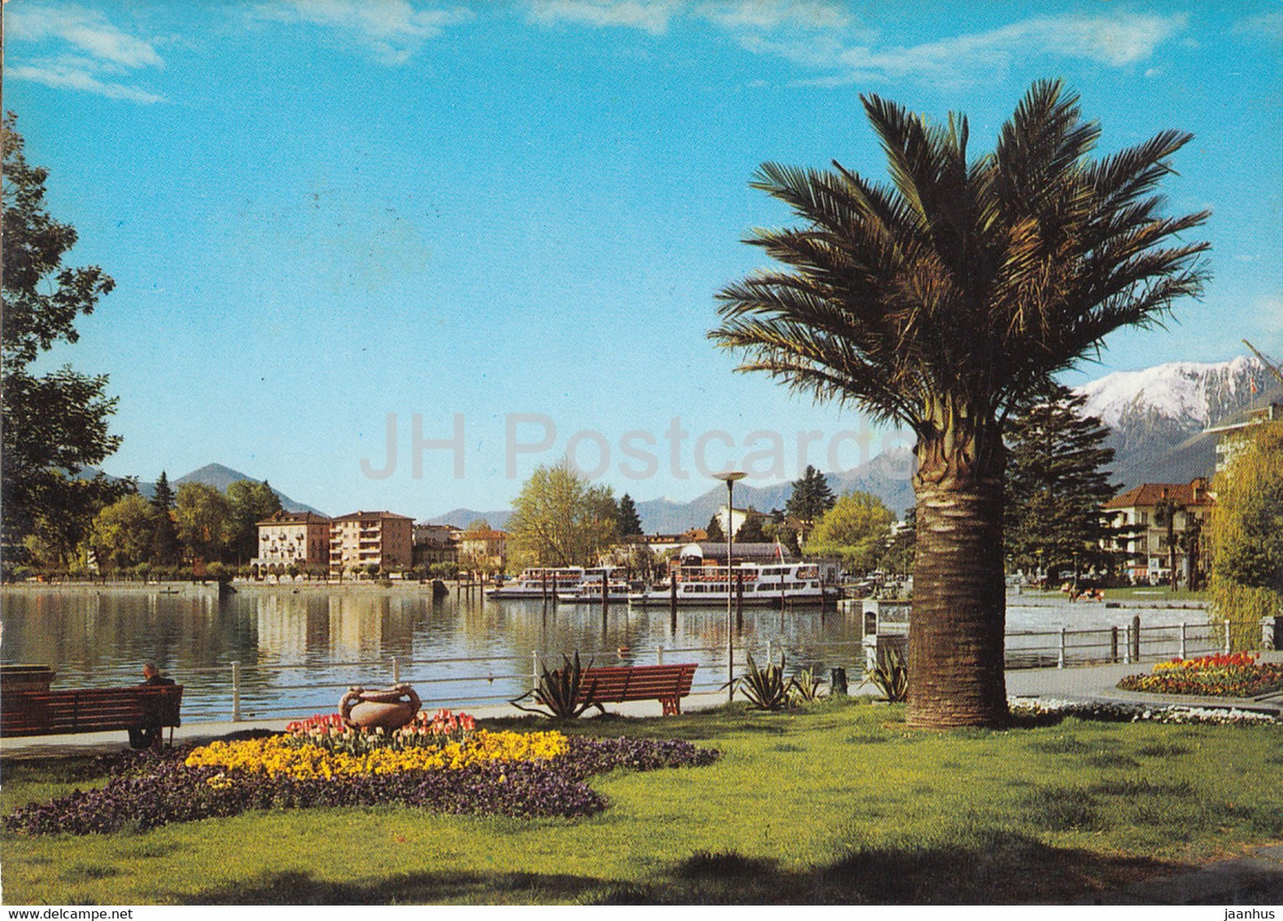 Locarno - Lago Maggiore - Giardini Lungolago e debarcadero - 2139 - 1972 - Switzerland - used - JH Postcards