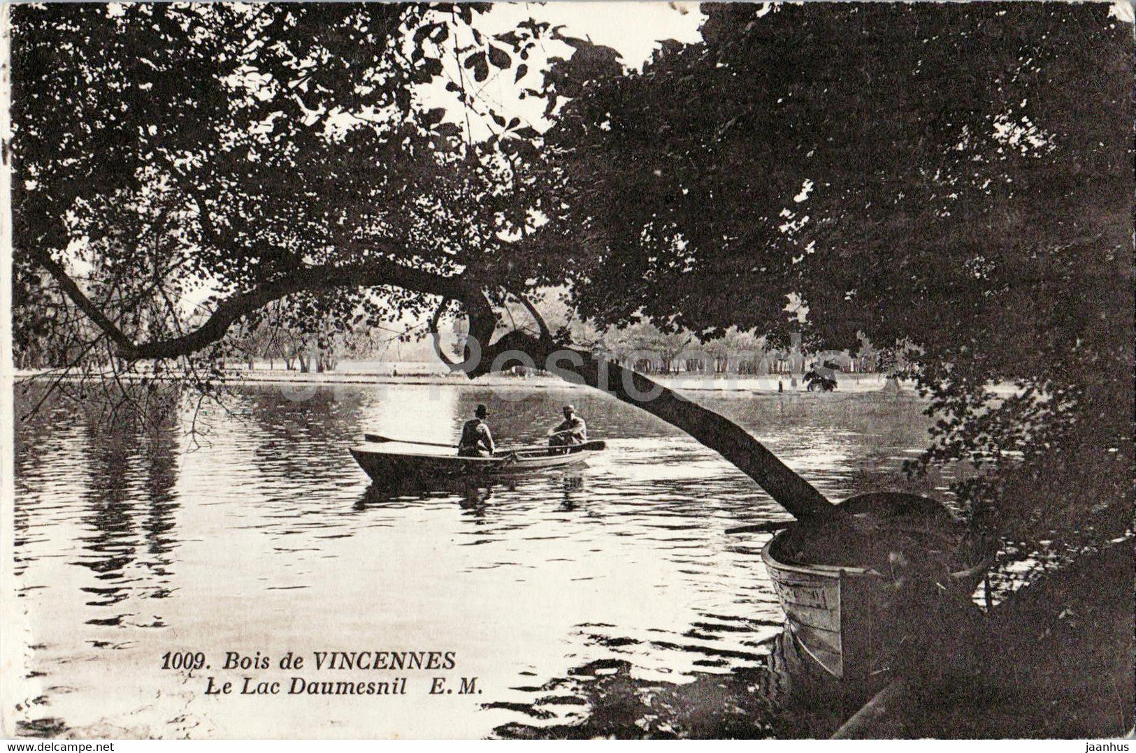 Bois de Vincennes - Le Lac Daumesnil - boat - 1009 - old postcard - France - used - JH Postcards