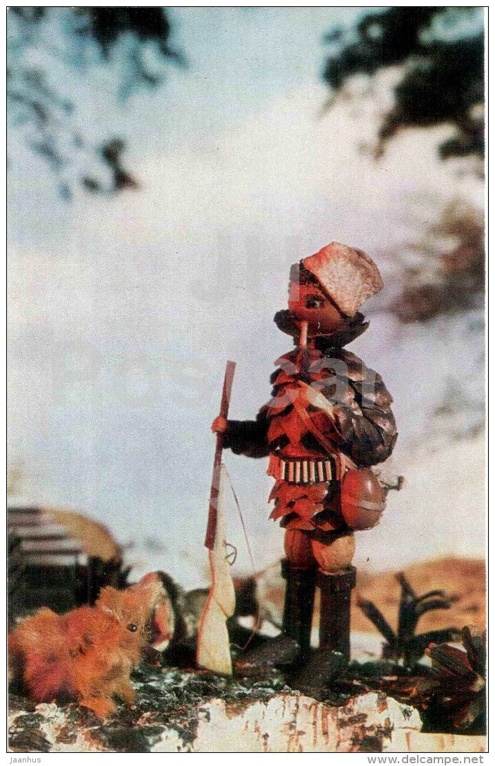 A Sportsman - Hunter - dog - gun - Magic of the Woods - wooden figures - 1971 - Russia USSR - unused - JH Postcards