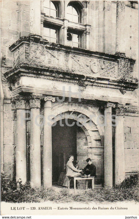 Le Lot - Assier - Entree Monumentale des Ruines du Chateau - 139 - old postcard - France - unused - JH Postcards
