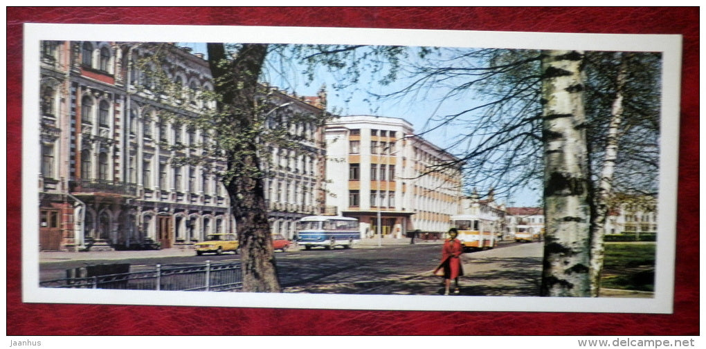 Soviet prospect - hotel Severnaya - Post Office - transport - bus - Vologda - 1980 - Russia USSR - unused - JH Postcards